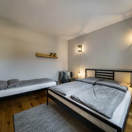 Groble Wawelofts Cracovia